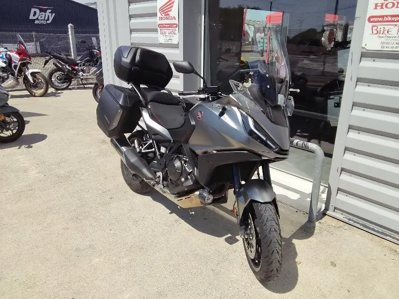NT 1100