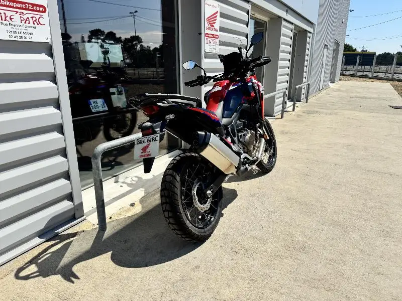 CRF 1100  L AFRICA TWIN