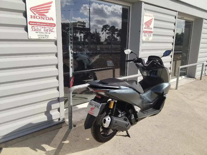 PCX 125