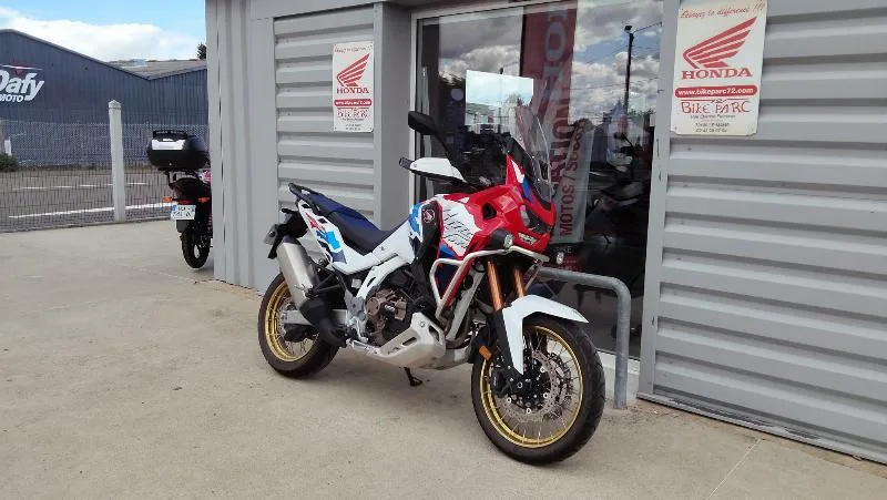 CRF 1100 L AFRICA TWIN  ADVENTURE SPORTS DCT