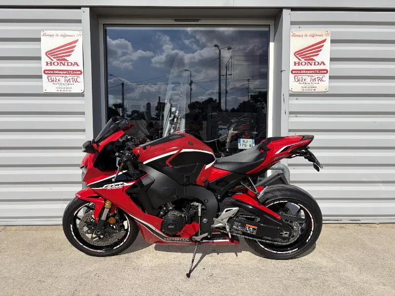 CBR 1000 RR FIREBLADE