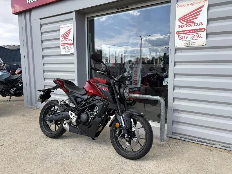 CB 125  R
