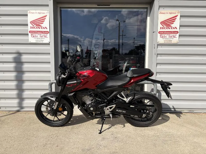 CB 125  R