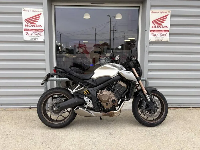 CB 650 R