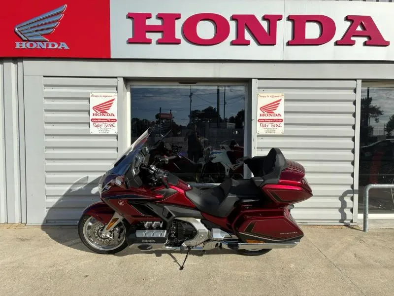 GL 1800 GOLDWING TOURING DCT