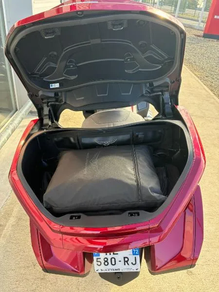 GL 1800 GOLDWING TOURING DCT
