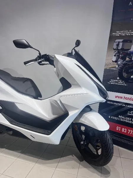 PCX 125