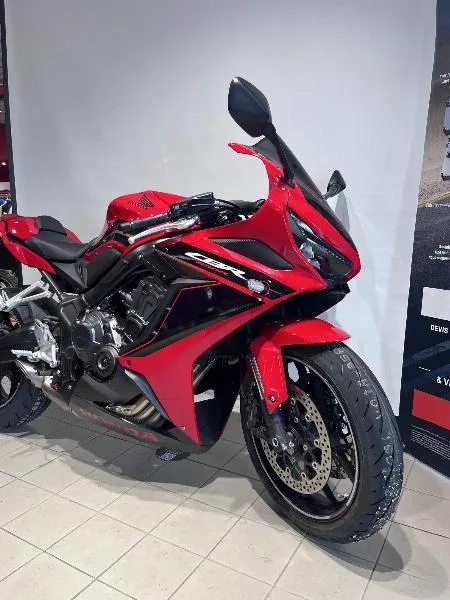 CBR 650  R