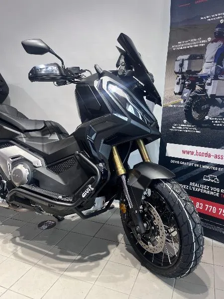 XADV 750 DCT