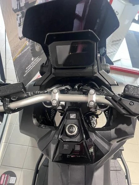 XADV 750 DCT