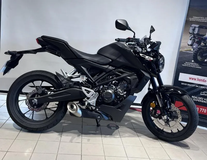 CB 125  R