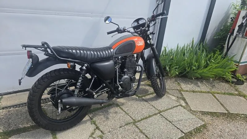 SCRAMBLER 400