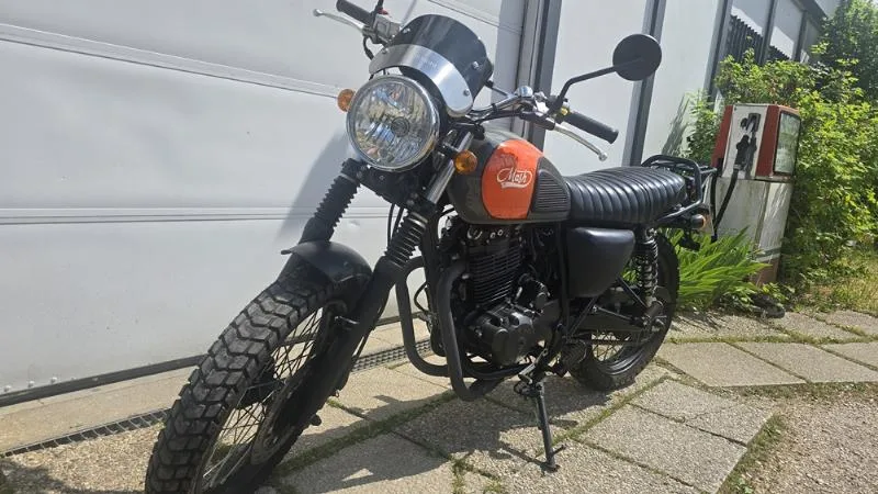 SCRAMBLER 400