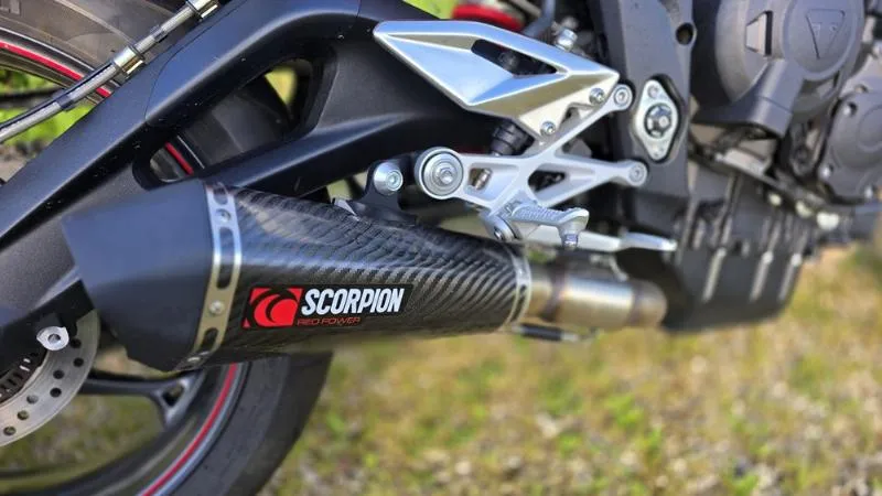 STREET TRIPLE 765 R