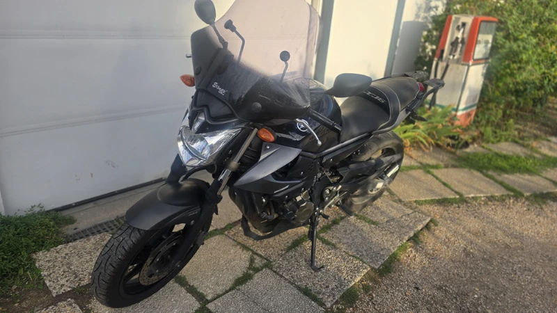 XJ6N