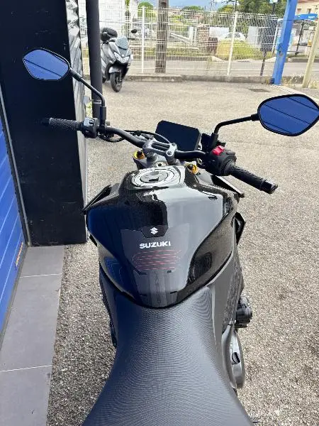 GSXS 1000