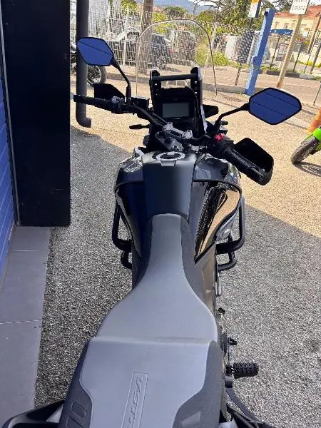 DL VSTROM 1050