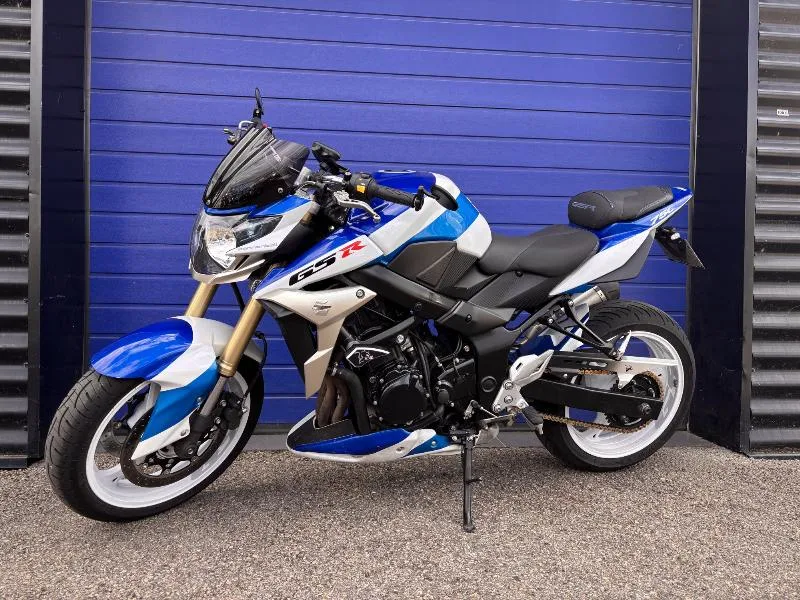 GSR 750