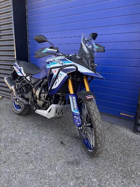 DL VSTROM 800DE