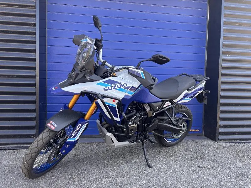 DL VSTROM 800DE