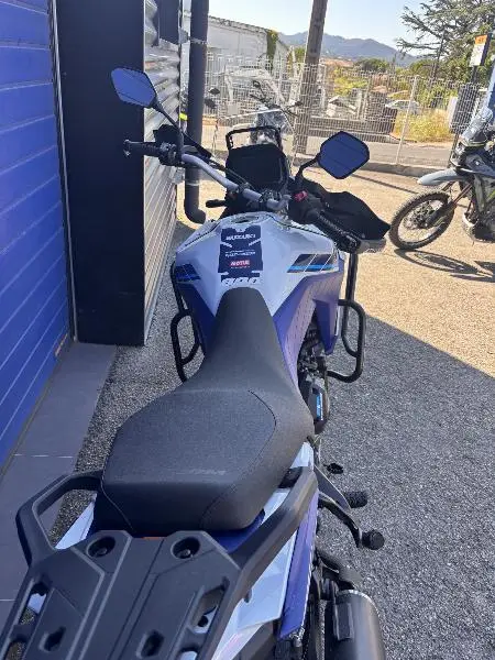 DL VSTROM 800DE