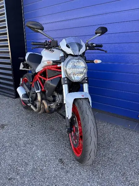 796 MONSTER