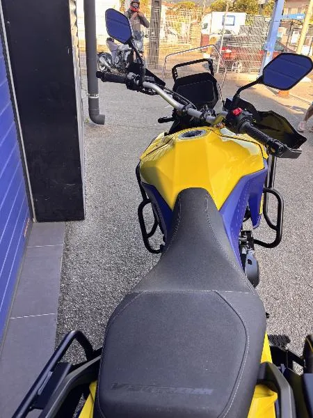 VSTROM 800DE
