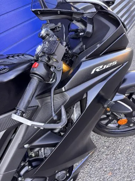 YZF 125 R ABS