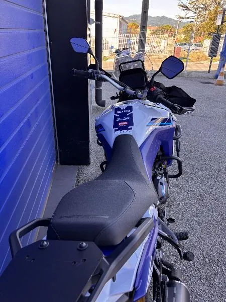 DL VSTROM 800DE