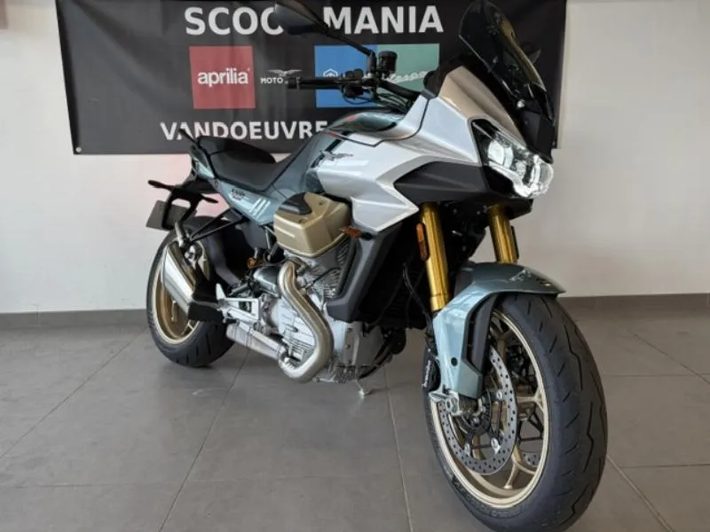 V100  MANDELLO