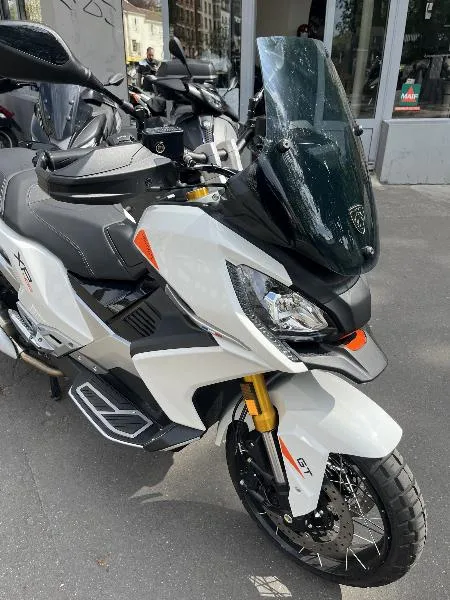 XP 400 GT
