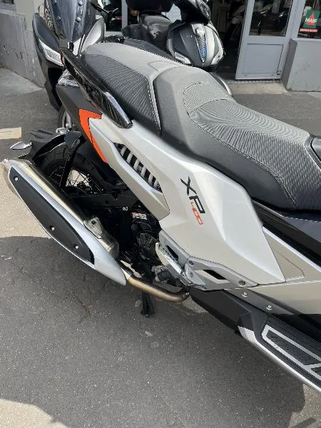 XP 400 GT