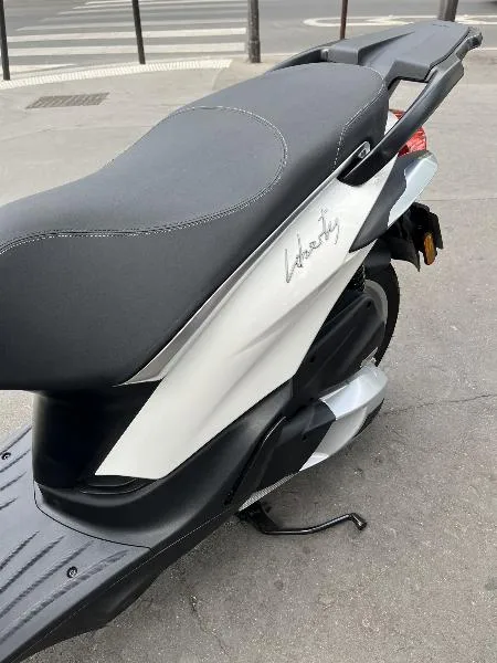LIBERTY 125 Iget