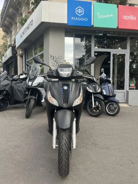 MEDLEY 125 S