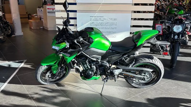 Z 900