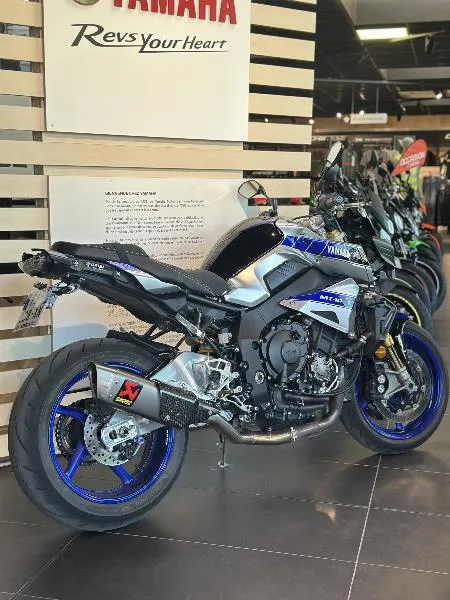 MT10 SP