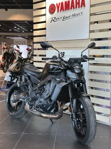 MT09