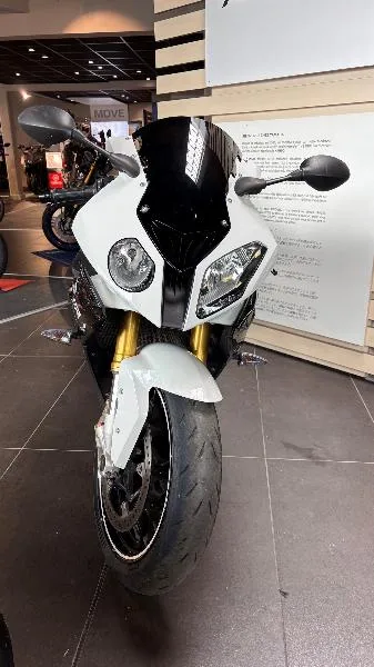 S 1000 RR