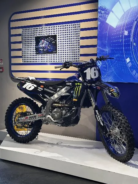 YZF 250 2023