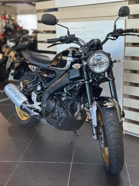 XSR 125 Legacy