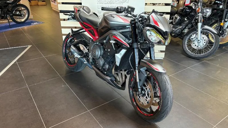 STREET TRIPLE 765 R 2020