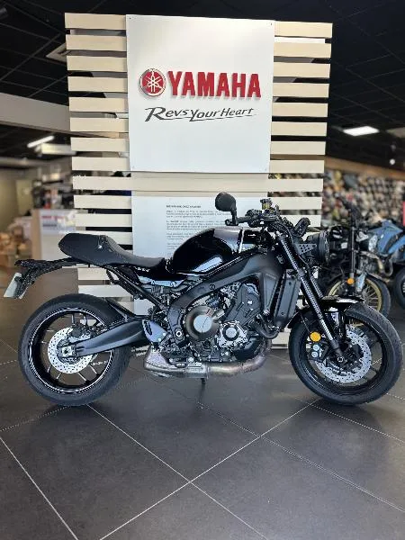 XSR 900