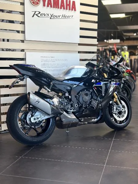 YZF 1000 R1 M