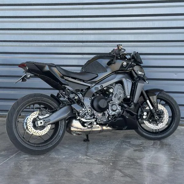 MT09