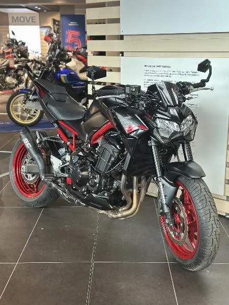 Z 900
