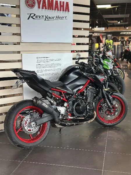 Z 900