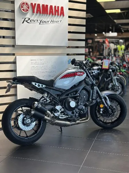 XSR 900