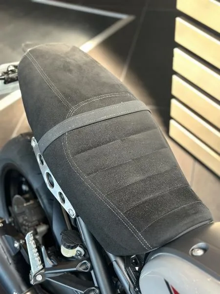 XSR 900
