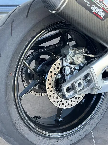 TUONO 1100 V4