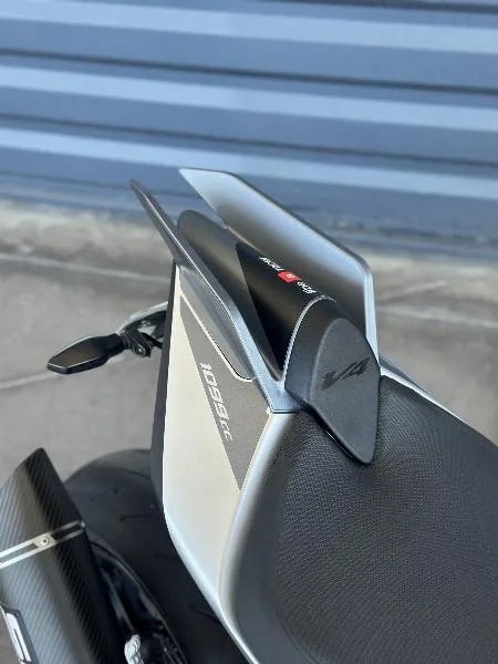 TUONO 1100 V4